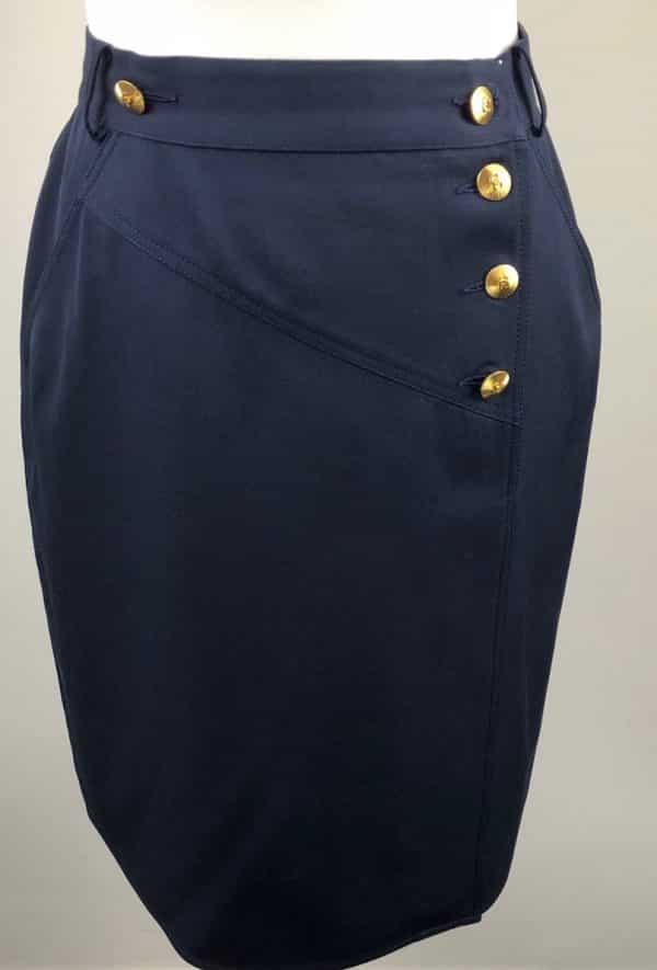 CHANEL Mademoiselle Vintage Skirt CC Logo Buttons Navy  1980s - Image 4