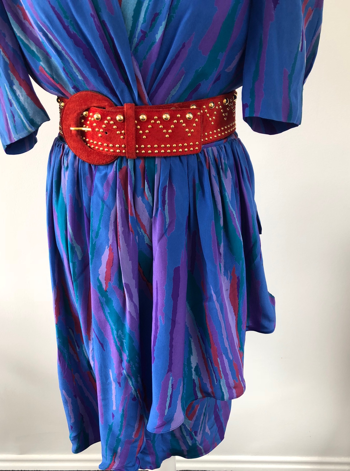 YSL YVES SAINT-LAURENT Red Studded Belt Suede-Leather Gold Finished With Set Rivets - Image 8