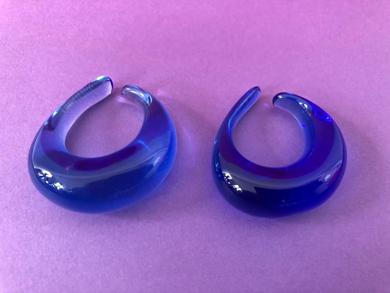 BACCARAT Crystal Hoop Earrings in Deep Blue - Image 3