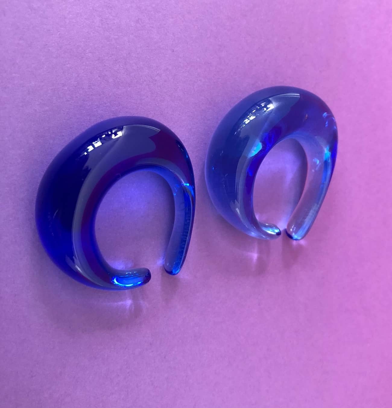 BACCARAT Crystal Hoop Earrings in Deep Blue - Image 4