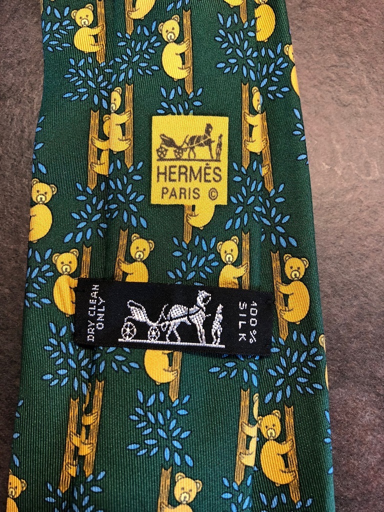 Hermès Vintage koala Print Tie - Image 5