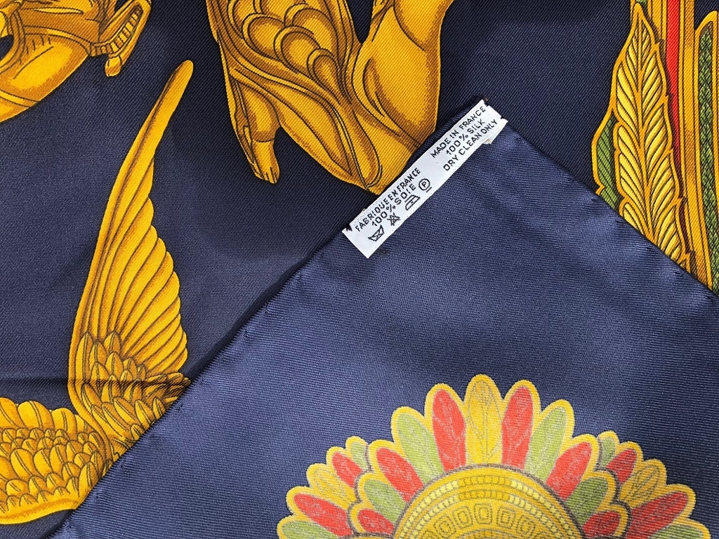Hermès Scarf Vintage Les Parures Du Vent by Joachim Metz - Image 10