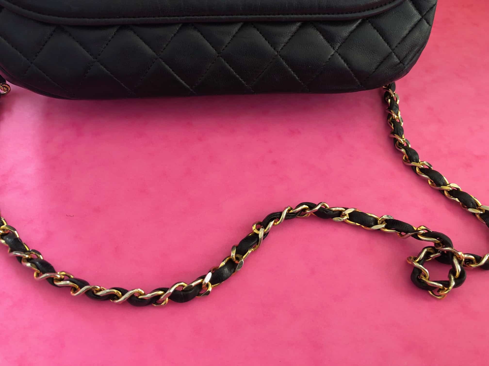 CHANEL 2.55 Vintage Double Flap Bag 1995 - Image 11