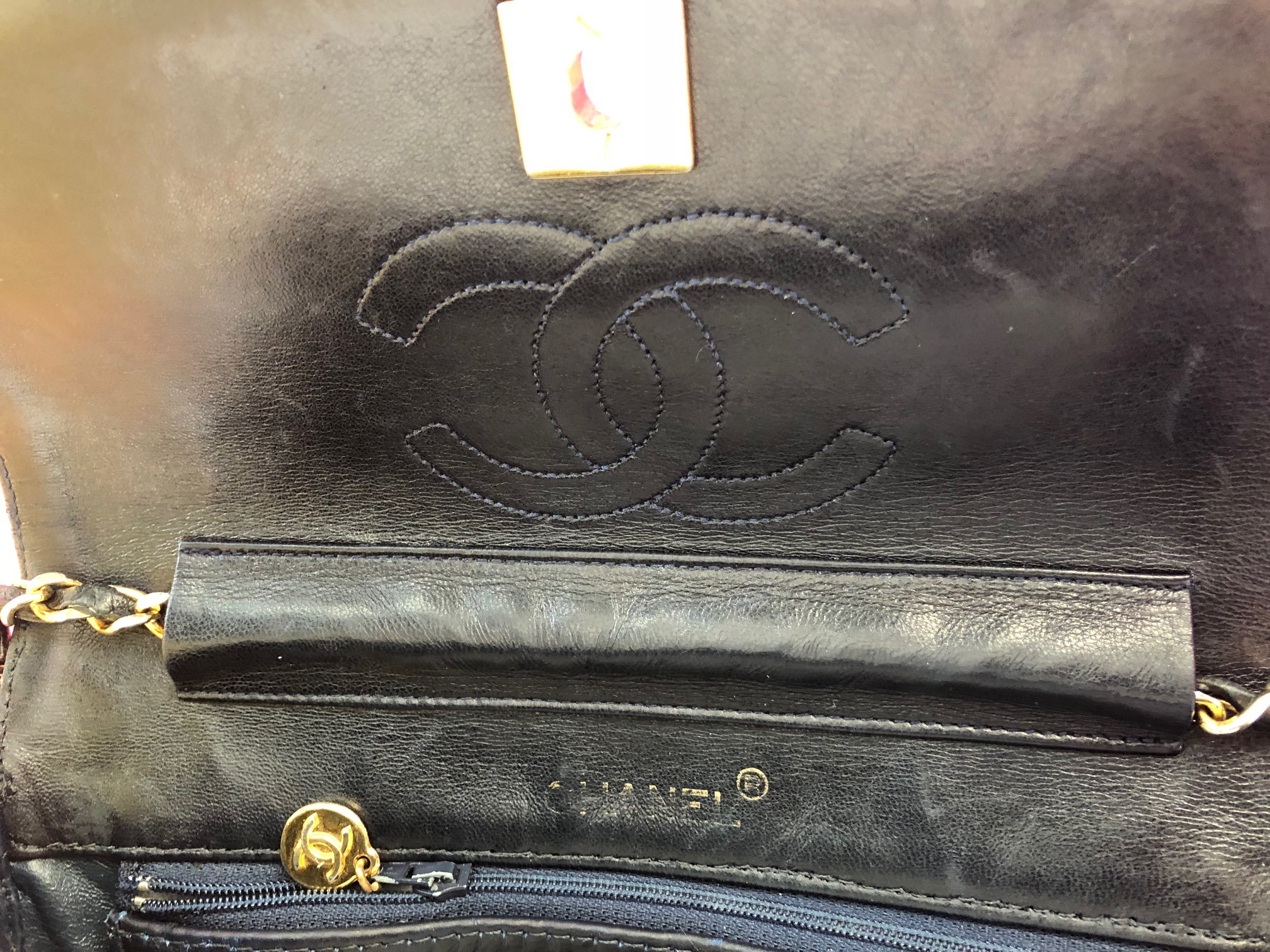 CHANEL 2.55 Vintage Double Flap Bag 1995 - Image 13