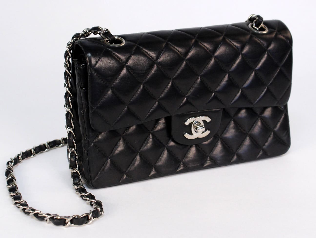 CHANEL Vintage Double Flap Shoulder Bag