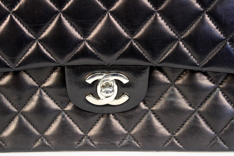 CHANEL Vintage Double Flap Shoulder Bag - Image 5