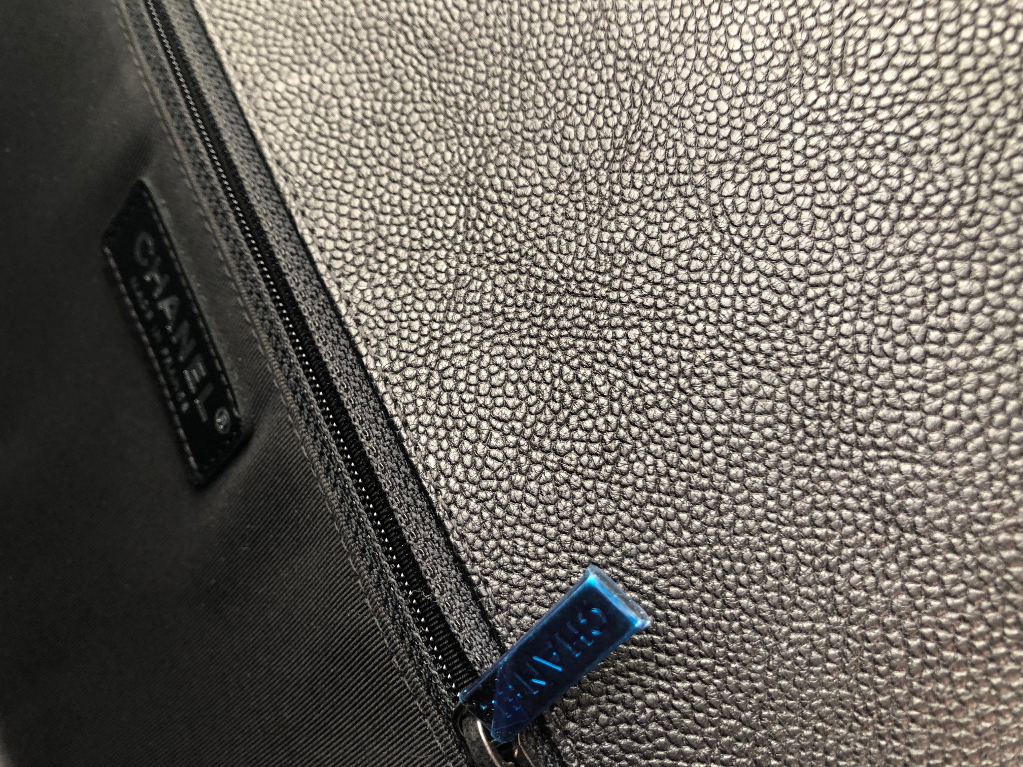 CHANEL Boy Bag - Image 15