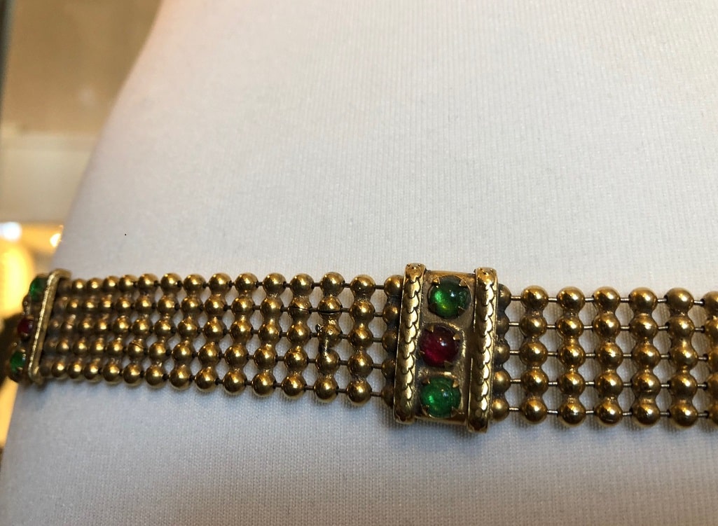 CHANEL Belt 70s Gold Gripoix Medaillon - Image 8