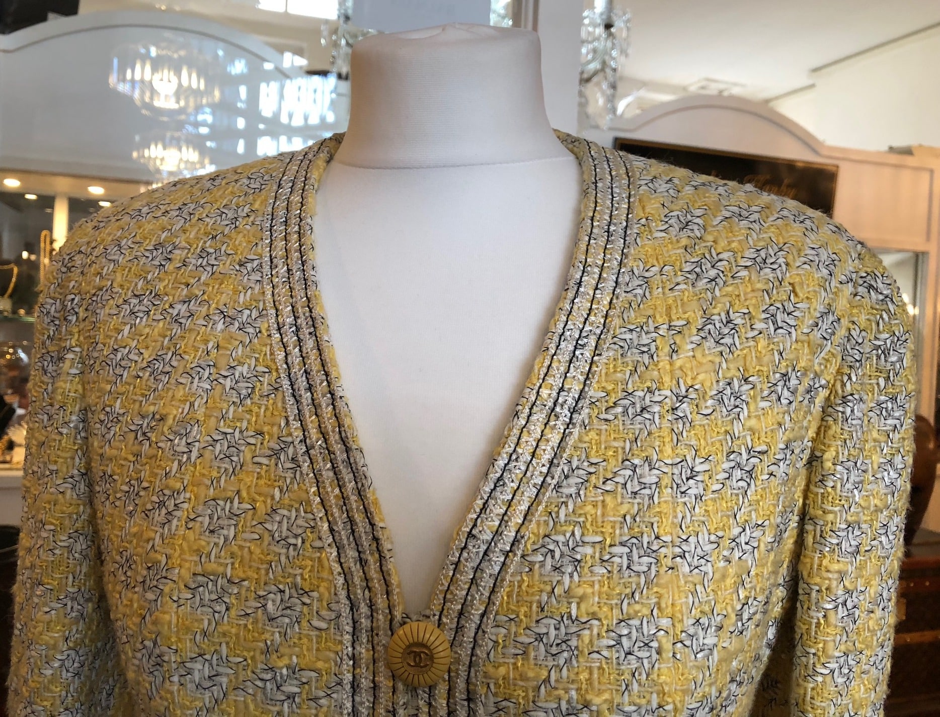 CHANEL Jacket Vintage Tweed Trimmed Jewel Buttons - Image 10