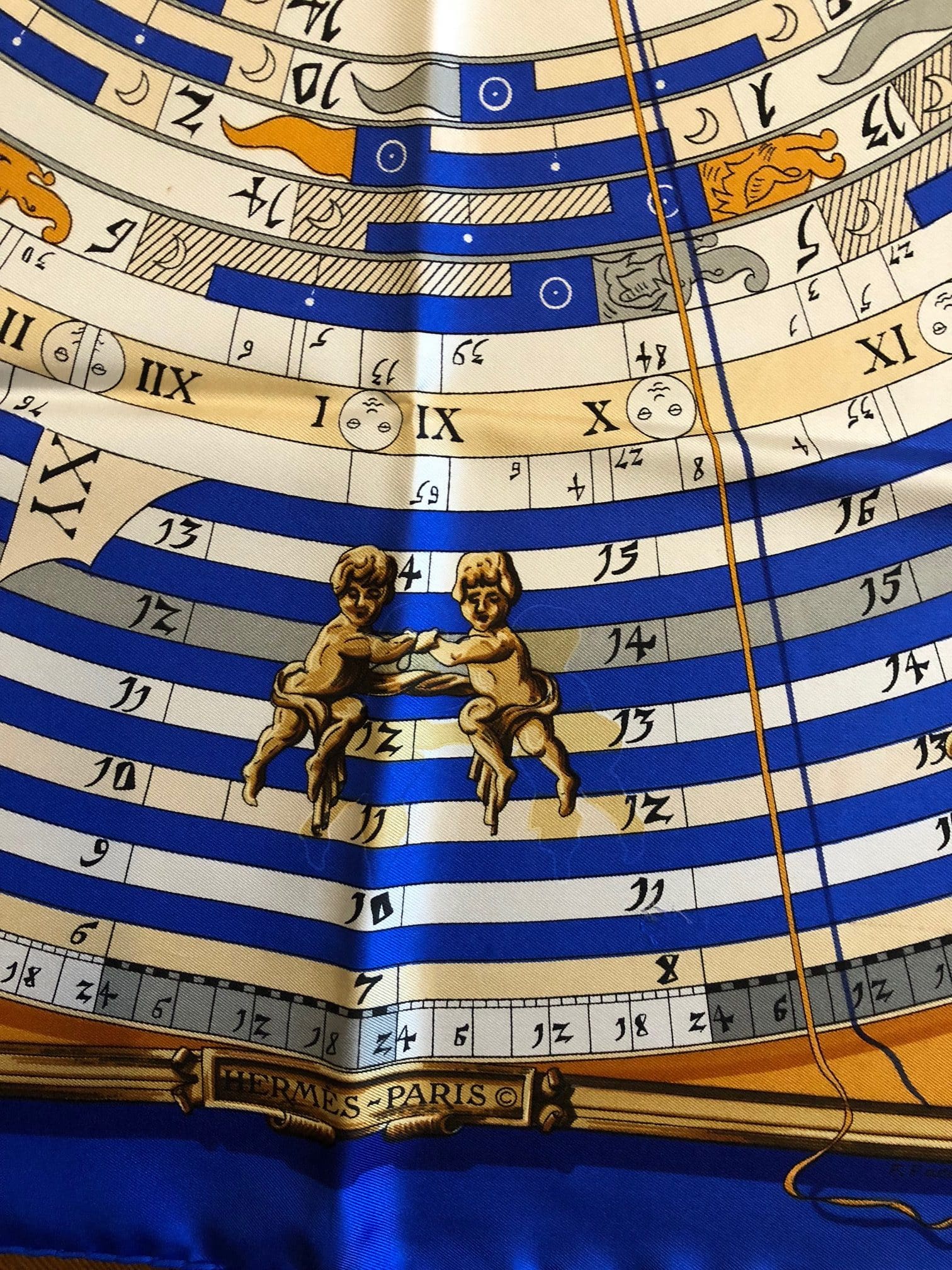 HERMES Dies et Hore - Astrologie Silk Scarf As New - Image 9