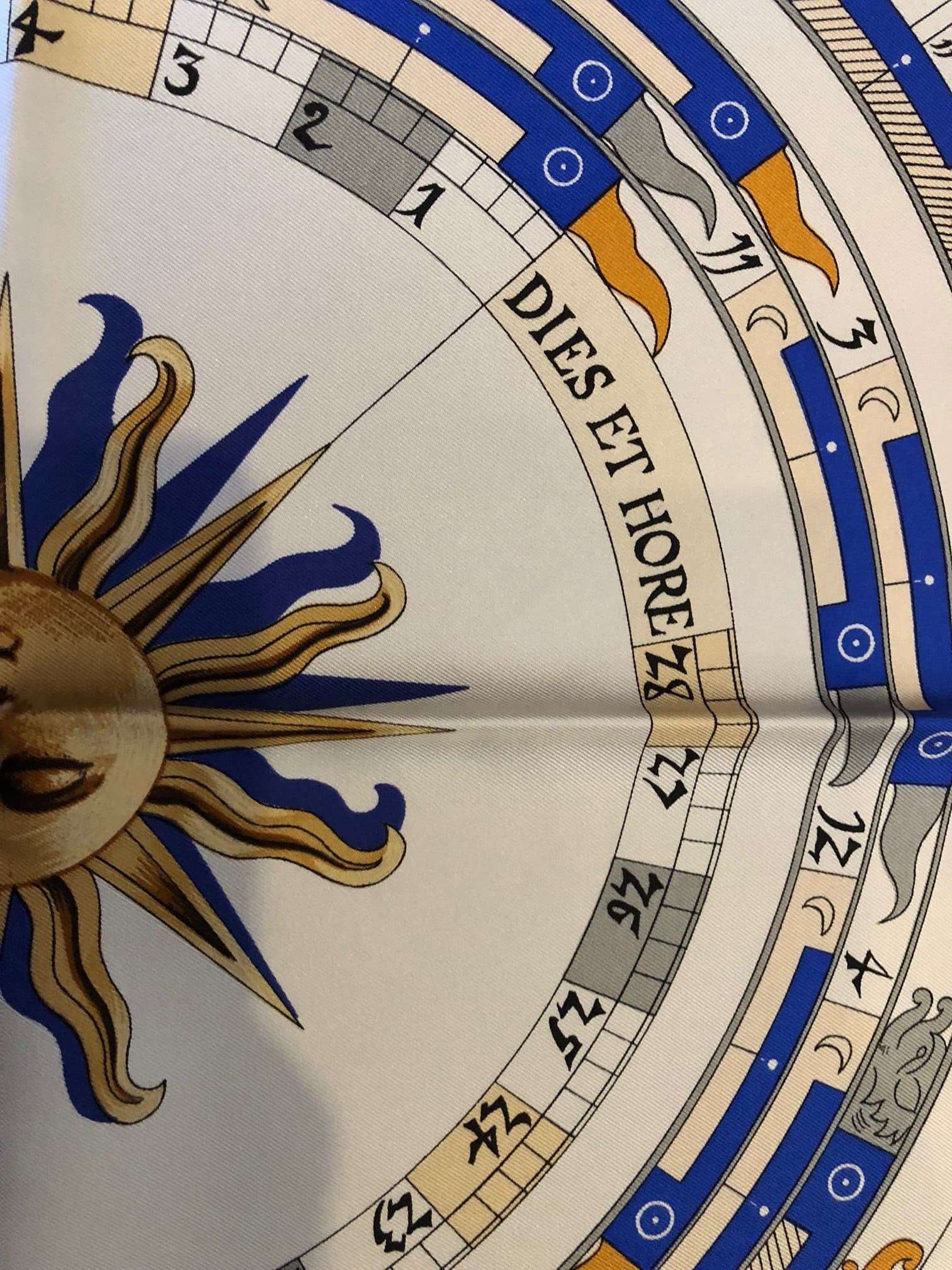 HERMES Dies et Hore - Astrologie Silk Scarf As New - Image 10