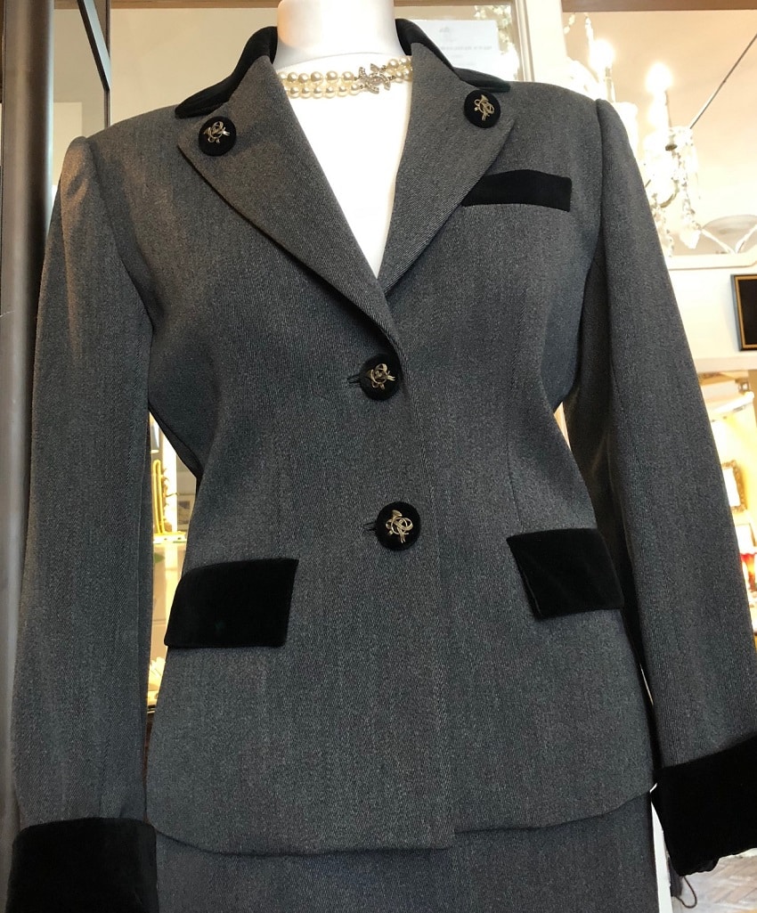 HERMES Suit Pencil Skirt Fitted Jacket Hunting Horn Buttons Rare - Image 5