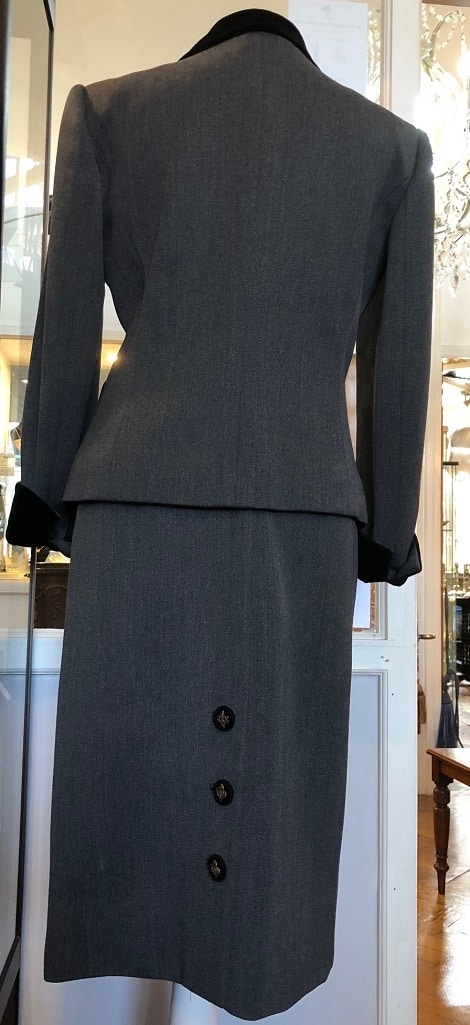 HERMES Suit Pencil Skirt Fitted Jacket Hunting Horn Buttons Rare - Image 7