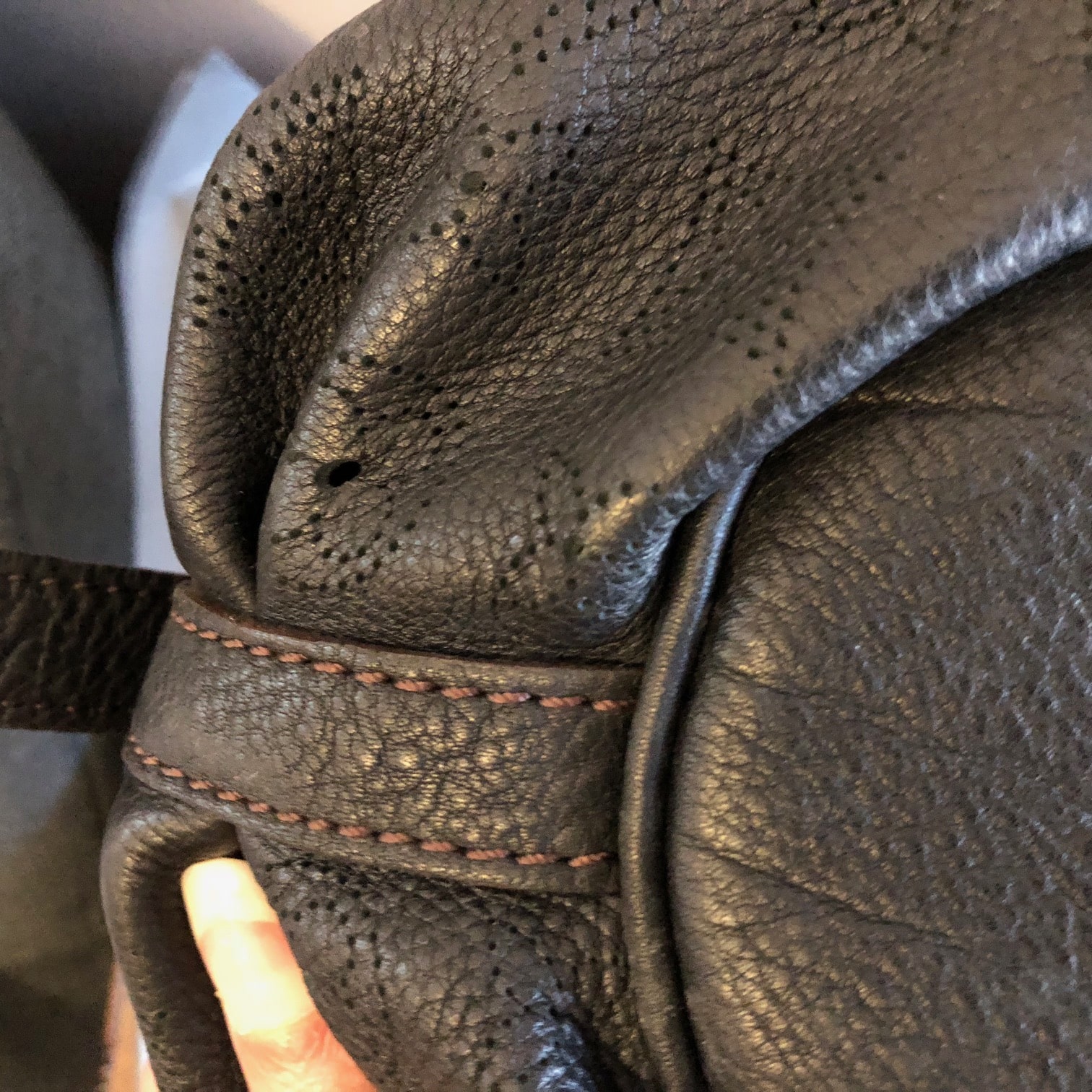 LOUIS VUITTON Monogram Mahina Shoulder Bag Black - Image 13