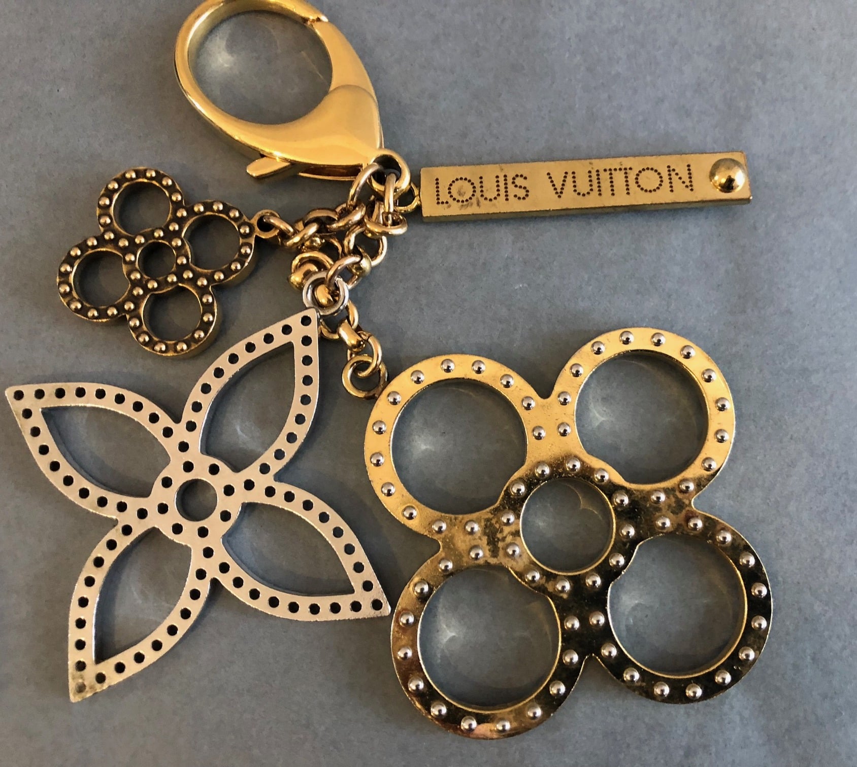 LOUIS VUITTON Monogram Mahina Shoulder Bag Black - Image 4