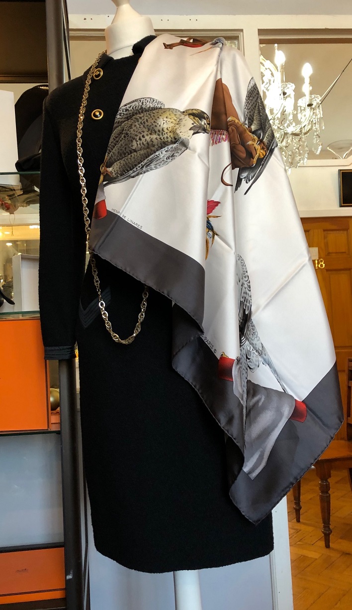 HERMES Scarf 'Chasse À Vol'