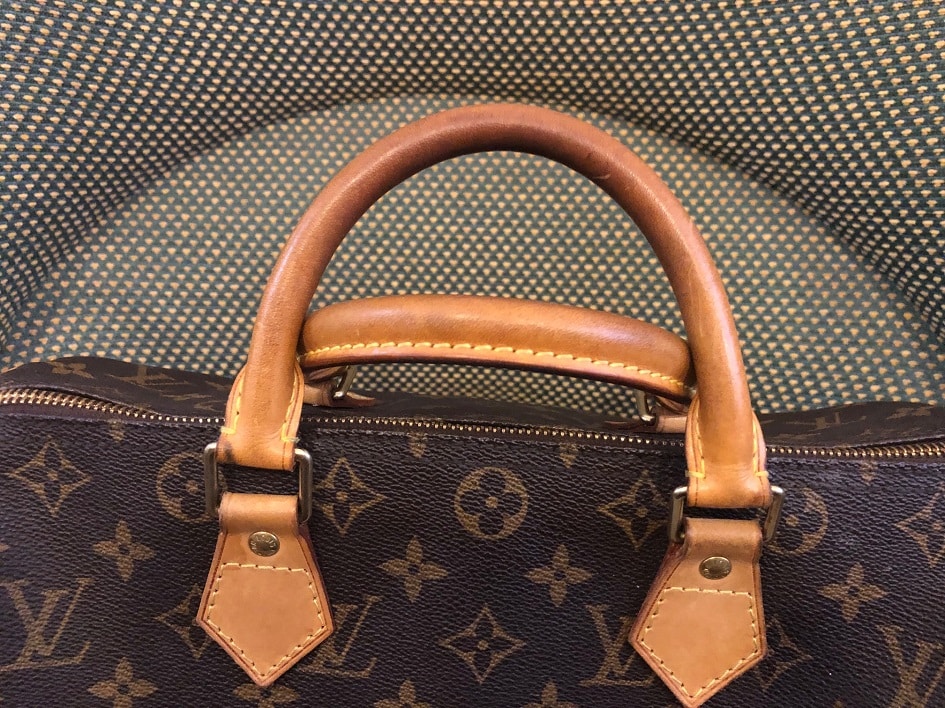 LOUIS VUITTON Vintage Monogram Speedy 30 Handbag - Image 3