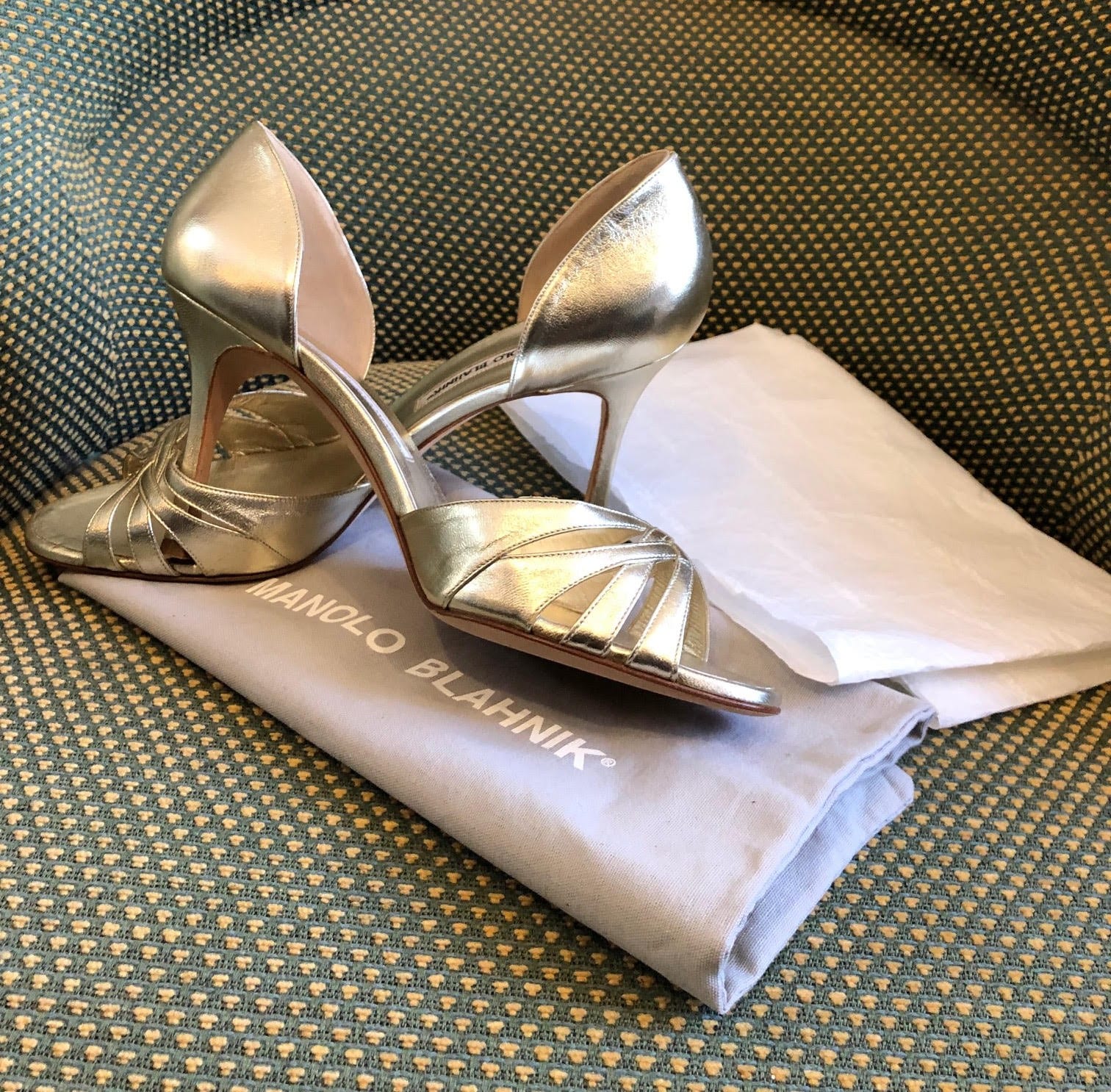 MANOLO BLAHNIK Leather Sandals Heels Gold - Image 8