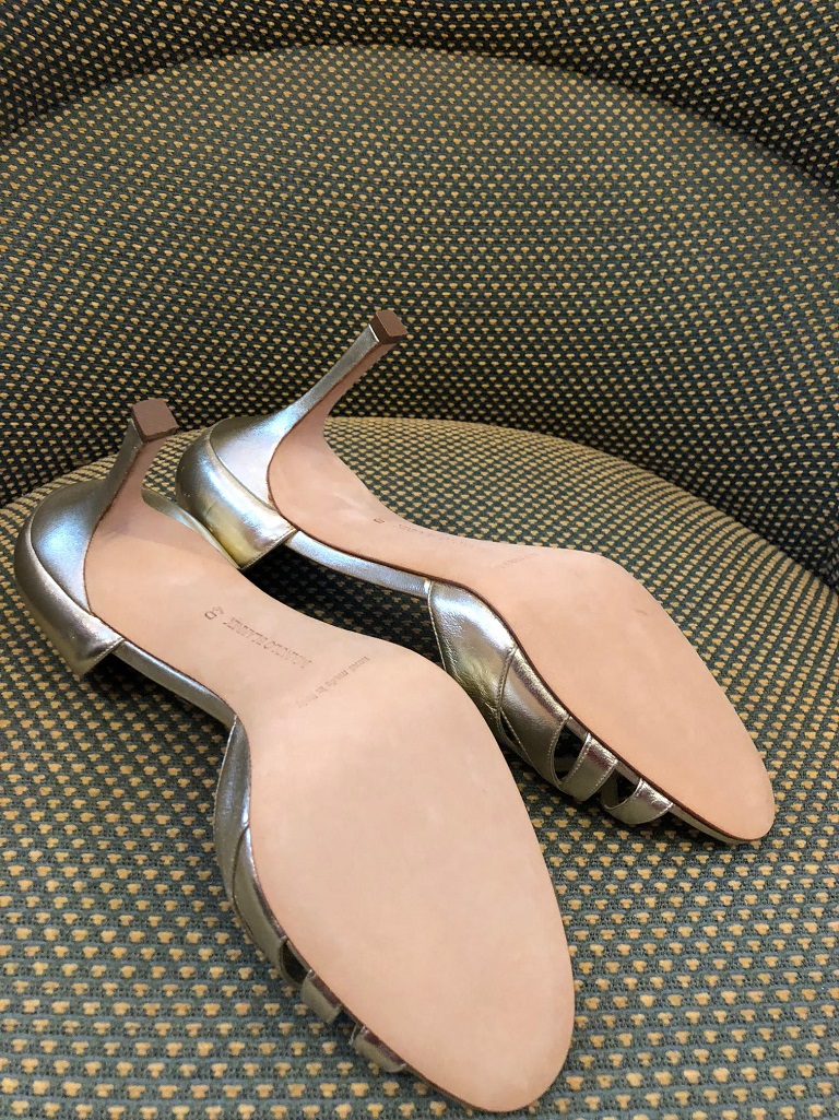 MANOLO BLAHNIK Leather Sandals Heels Gold - Image 10