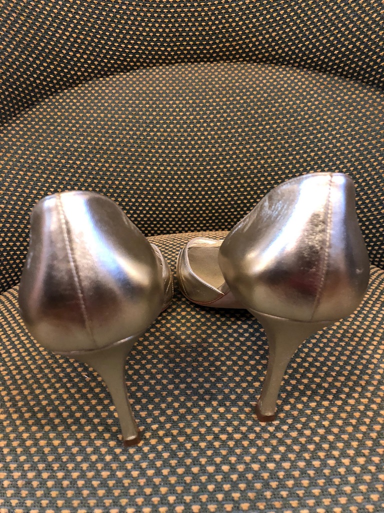 MANOLO BLAHNIK Leather Sandals Heels Gold - Image 5