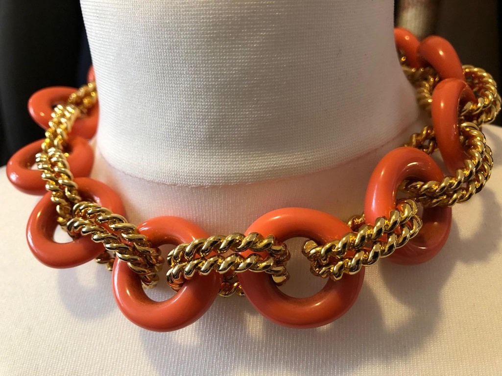 Designer Gold Interlocking Chain Coral Necklace