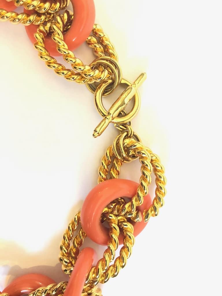 Designer Gold Interlocking Chain Coral Necklace - Image 5
