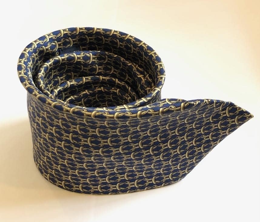 HERMES Tie Blue Interlocking H Chain Vintage UNWORN - Image 5