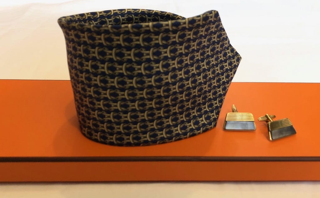 HERMES Tie Blue Interlocking H Chain Vintage UNWORN - Image 4