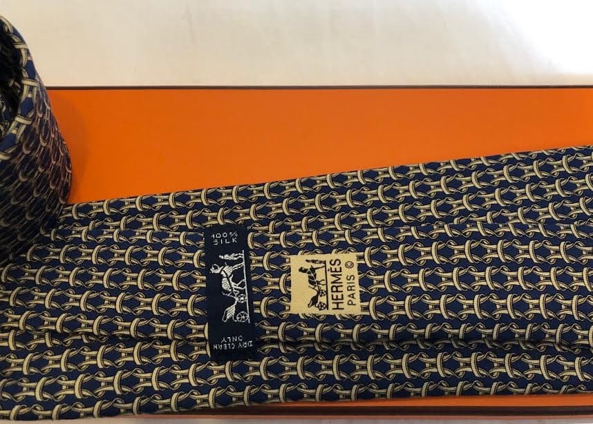 HERMES Tie Blue Interlocking H Chain Vintage UNWORN - Image 7