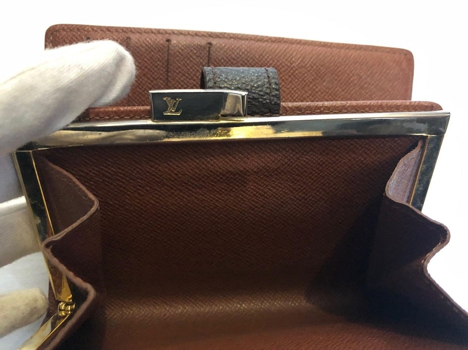 LOUIS VUITTON Wallet Monogram Canvas - Image 9