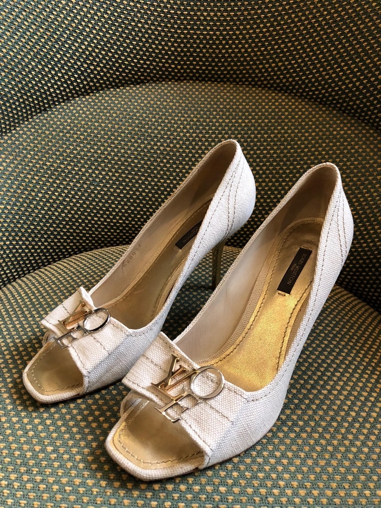 LOUIS VUITTON High Heels LV Love Logo Shoes Peep Toe Pumps - Image 3