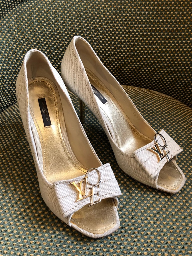 LOUIS VUITTON High Heels LV Love Logo Shoes Peep Toe Pumps
