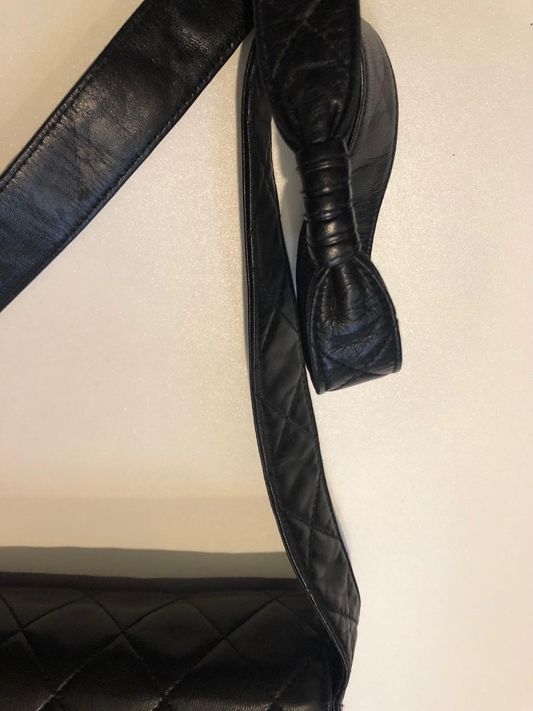 CHANEL Black Lambskin Leather Strap Shoulder Bag - Image 10