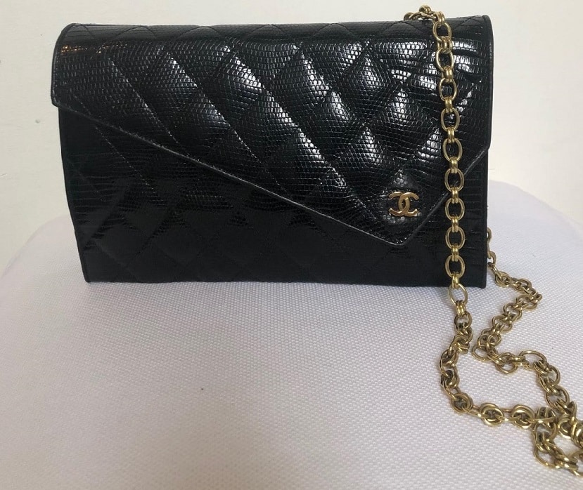 Chanel Black Lizard Leather Gold Chain 2 in 1 Clutch Flap Evening Shoulder Bag - Image 2