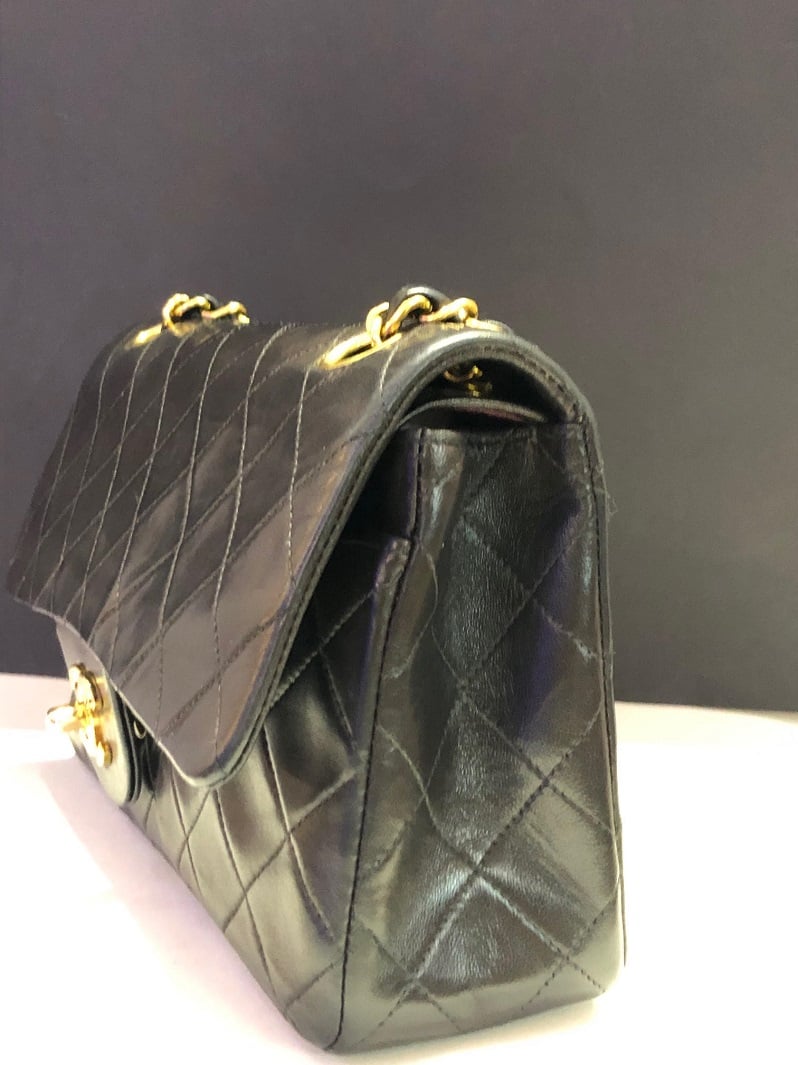 CHANEL Vintage Classic Double Flap Bag Quilted Lambskin Medium Black - Image 4