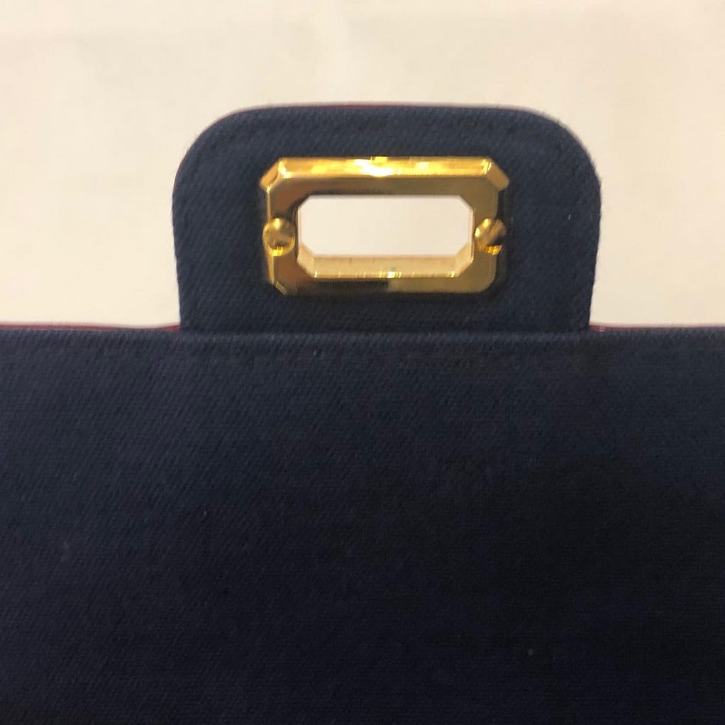 CHANEL Bi-Colour Quilted Red Lambskin Navy Blue Denim Shoulder Bag RARE - Image 11