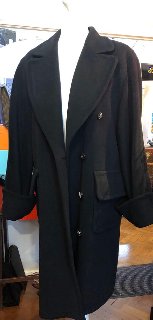 HERMES 1998 Black Cashmere Coat Hunting Horn Buttons - Image 5