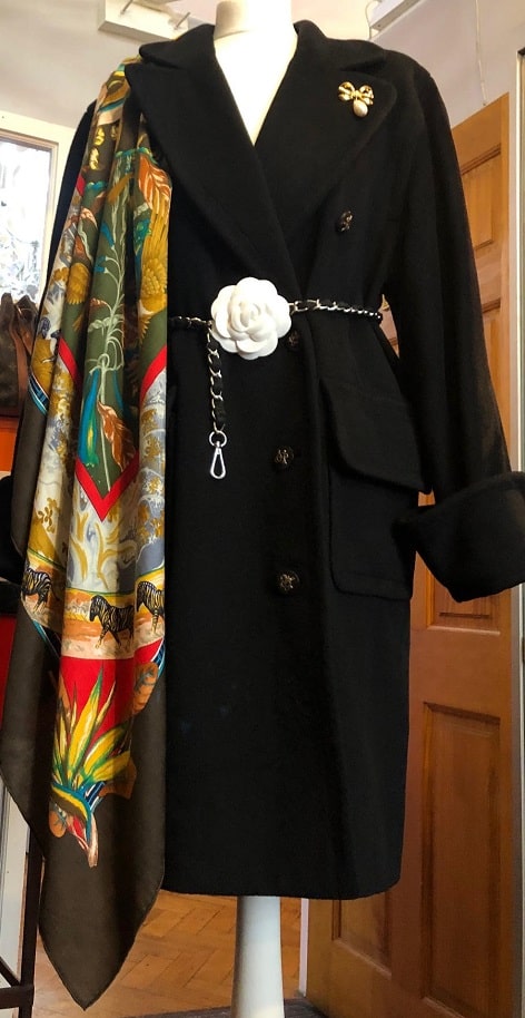 HERMES 1998 Black Cashmere Coat Hunting Horn Buttons - Image 9