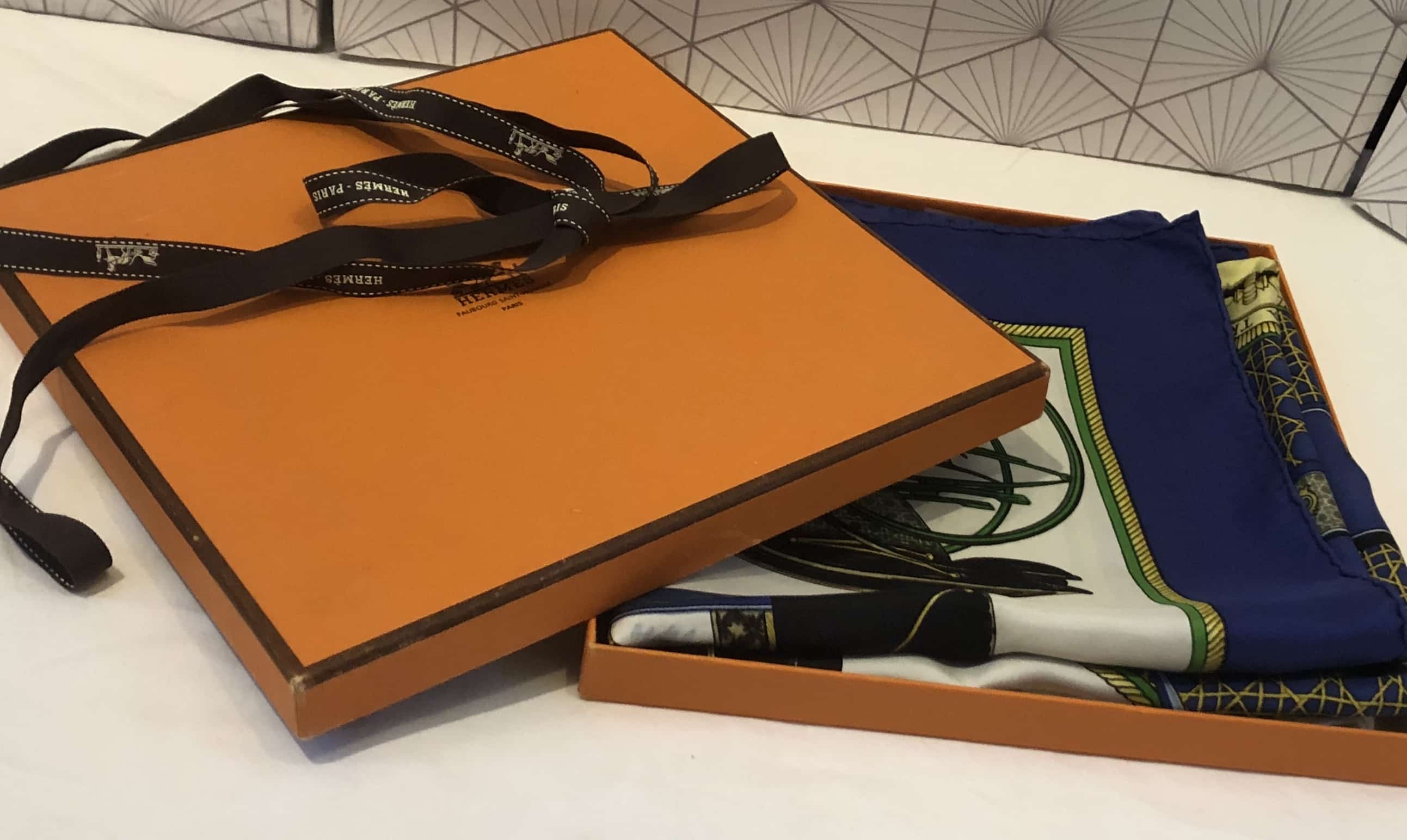 Hermès Scarf Carré 'les voitures à transformation' Blue Multi - Image 10