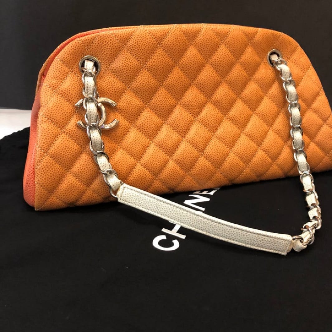 CHANEL Bag CC Logo Charm Caviar Tri-Colour Shoulder Bag - Image 3