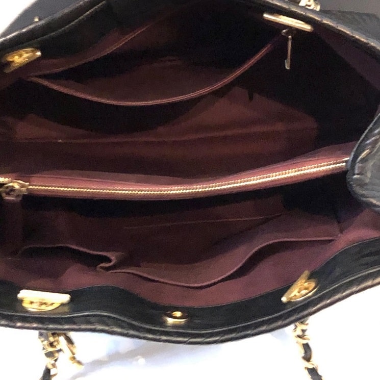 CHANEL Black Chevron CC Logo Shopping Tote Shoulder Handbag Gold Hardware PRISTINE CONDITION - Image 5