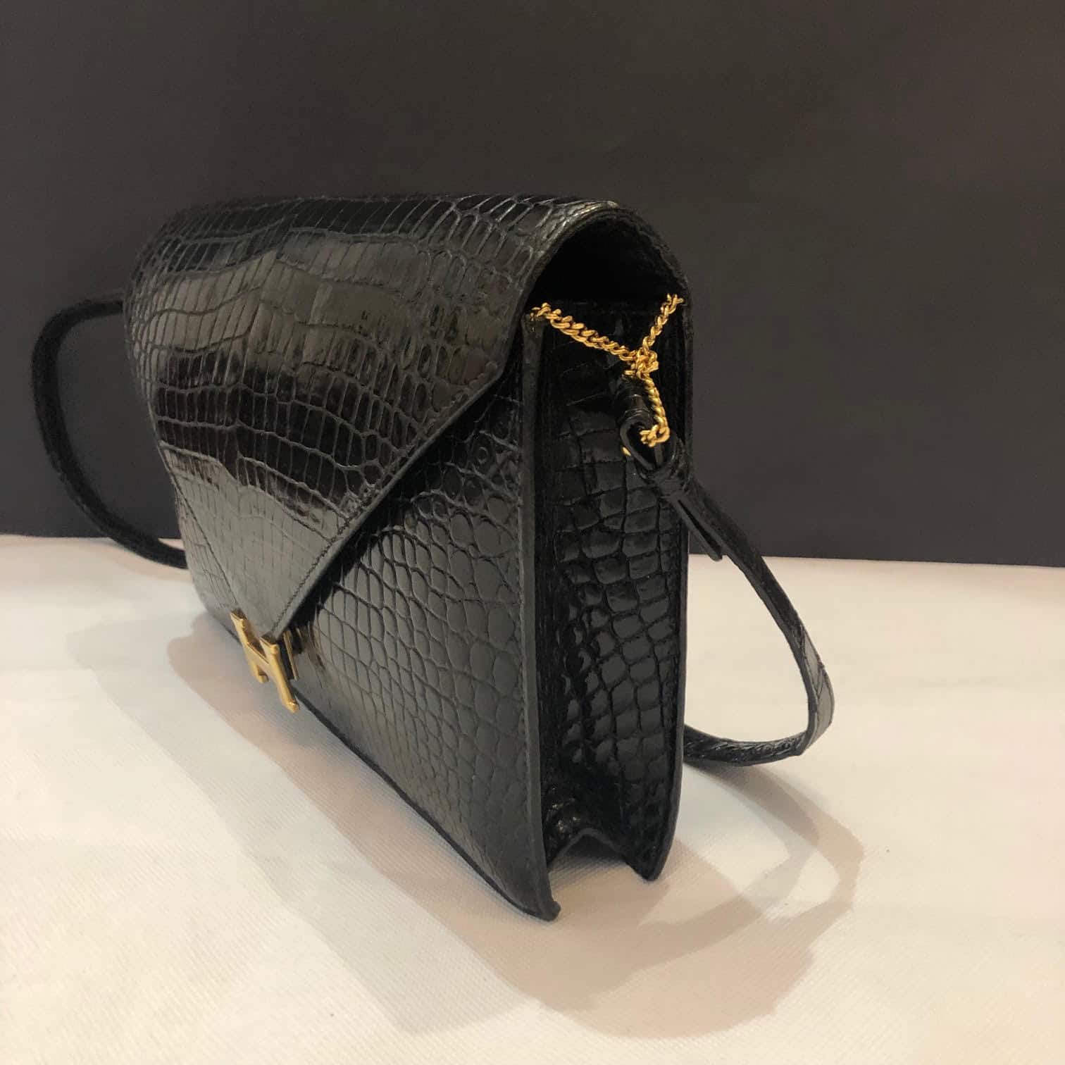 HERMES H Logo Crocodile Black Clutch Shoulder Lydie Bag - Image 2