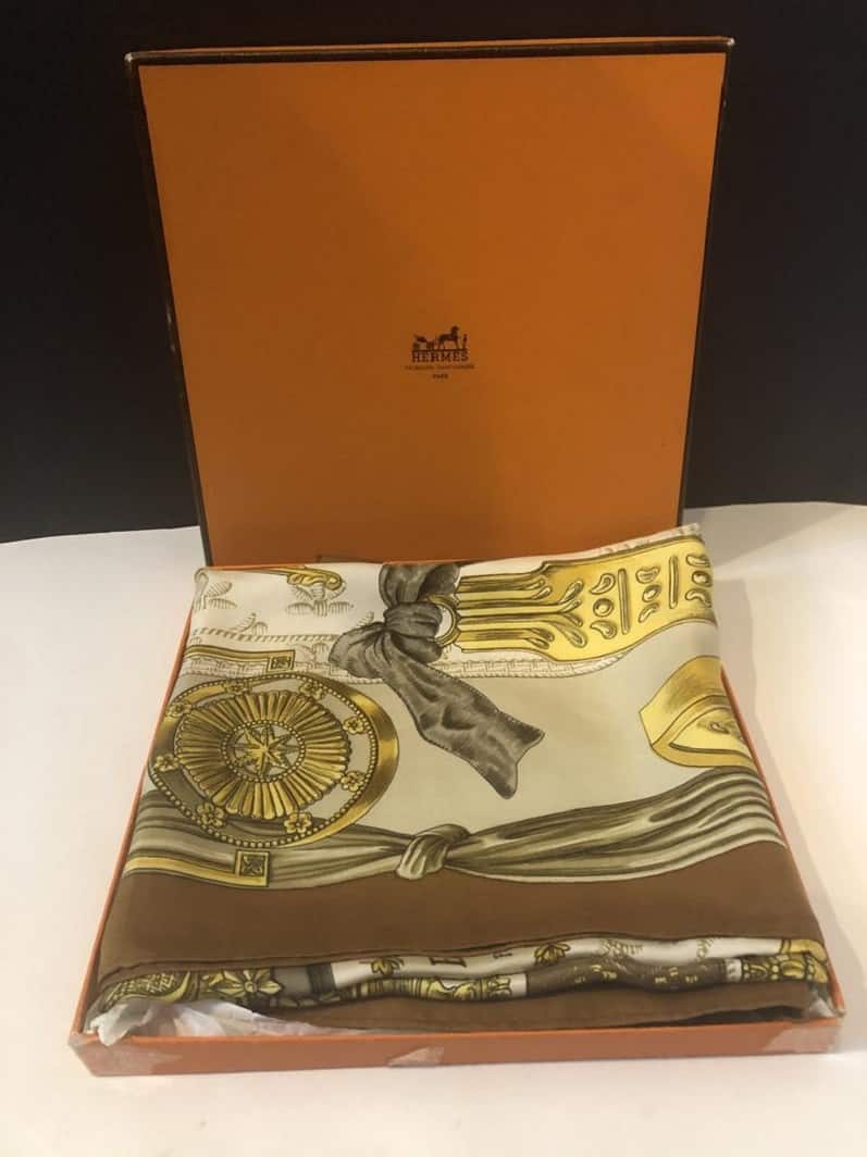 HERMES Scarf Étriers Françoise de la Perrière 1964 With Box - Image 9