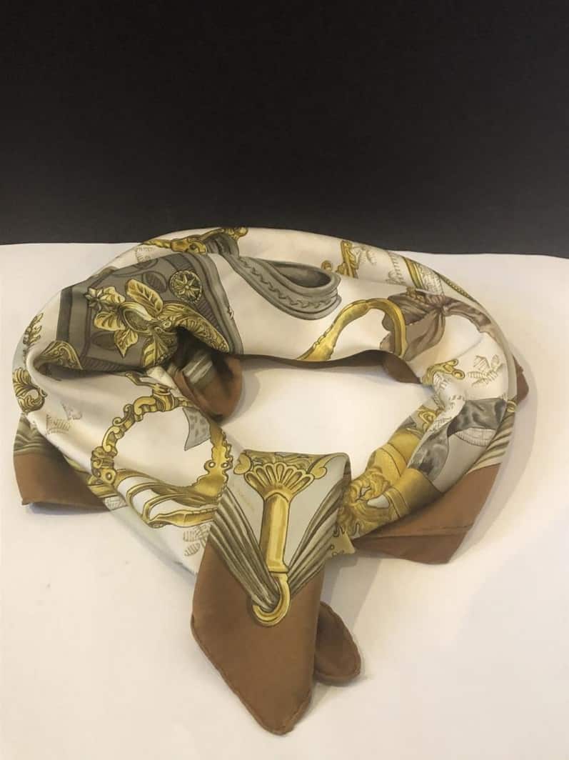 HERMES Scarf Étriers Françoise de la Perrière 1964 With Box - Image 10