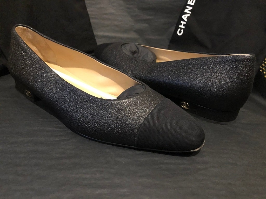 CHANEL Ballerinas Black Monochrome Leather And Gros Grain Cap Toe - Image 2