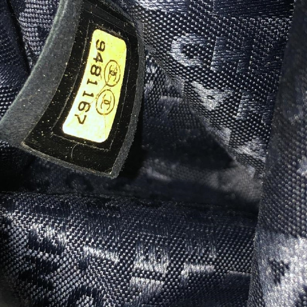 CHANEL Fur Bag Navy Blue Triple Shoulder Straps 2004-2005 - Image 6