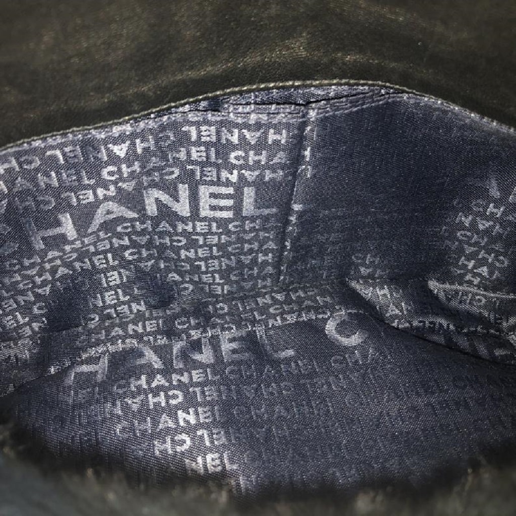 CHANEL Fur Bag Navy Blue Triple Shoulder Straps 2004-2005 - Image 8