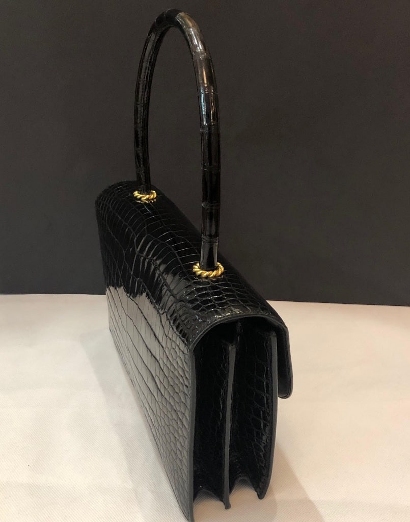 HERMES Black Crocodile Vintage Bag Gold Hardware Cordelière Clasp - Image 6