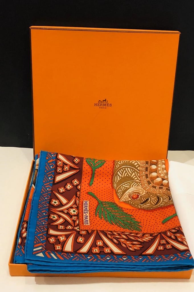 HERMÈS Zenobie Reine de Palmyre Silk Scarf RARE W/BOX Collector - Image 7