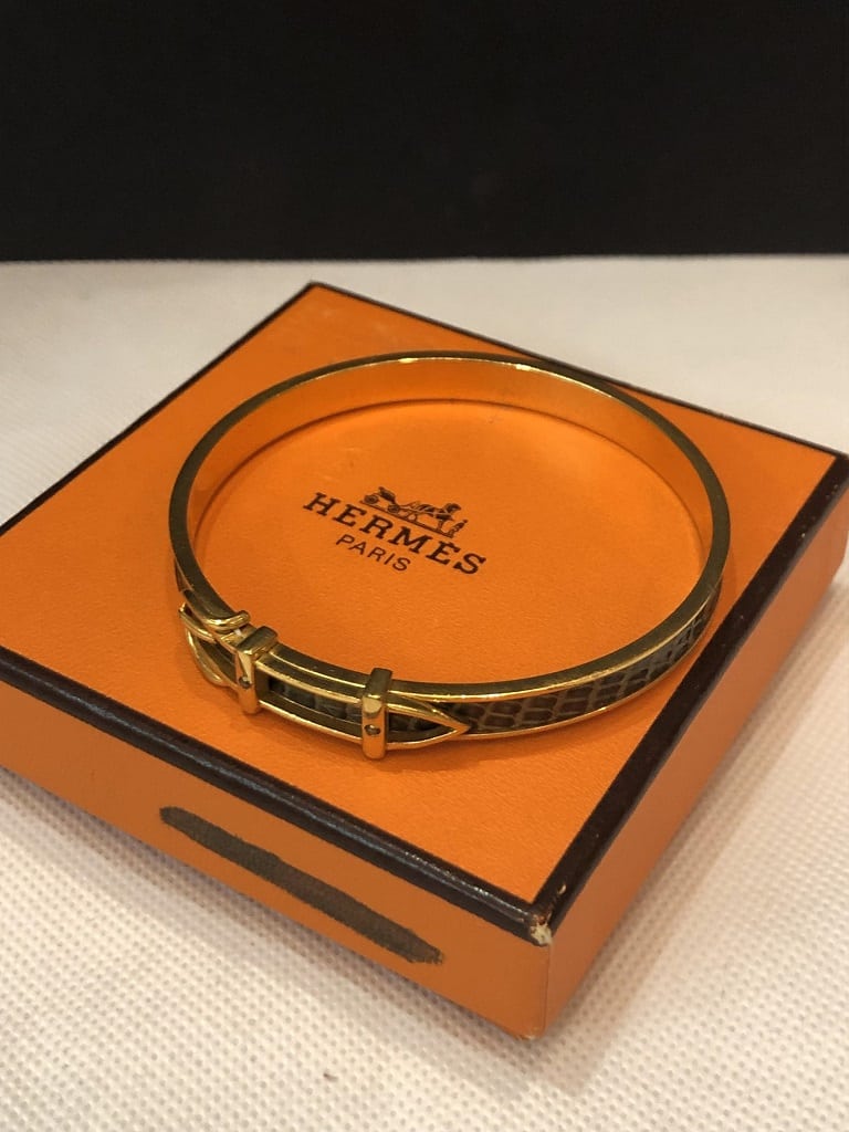 HERMÈS Bangle Bracelet Lizard & Gold Metal Belt - Image 5